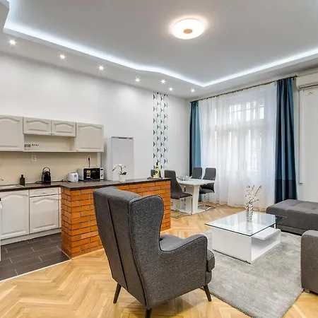 Apartment Diamond - Castle Matray
